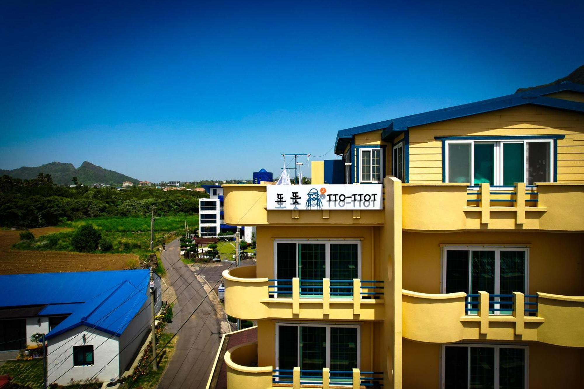 Ttottot Jeju Backpackers Hostel Szogüpho Kültér fotó