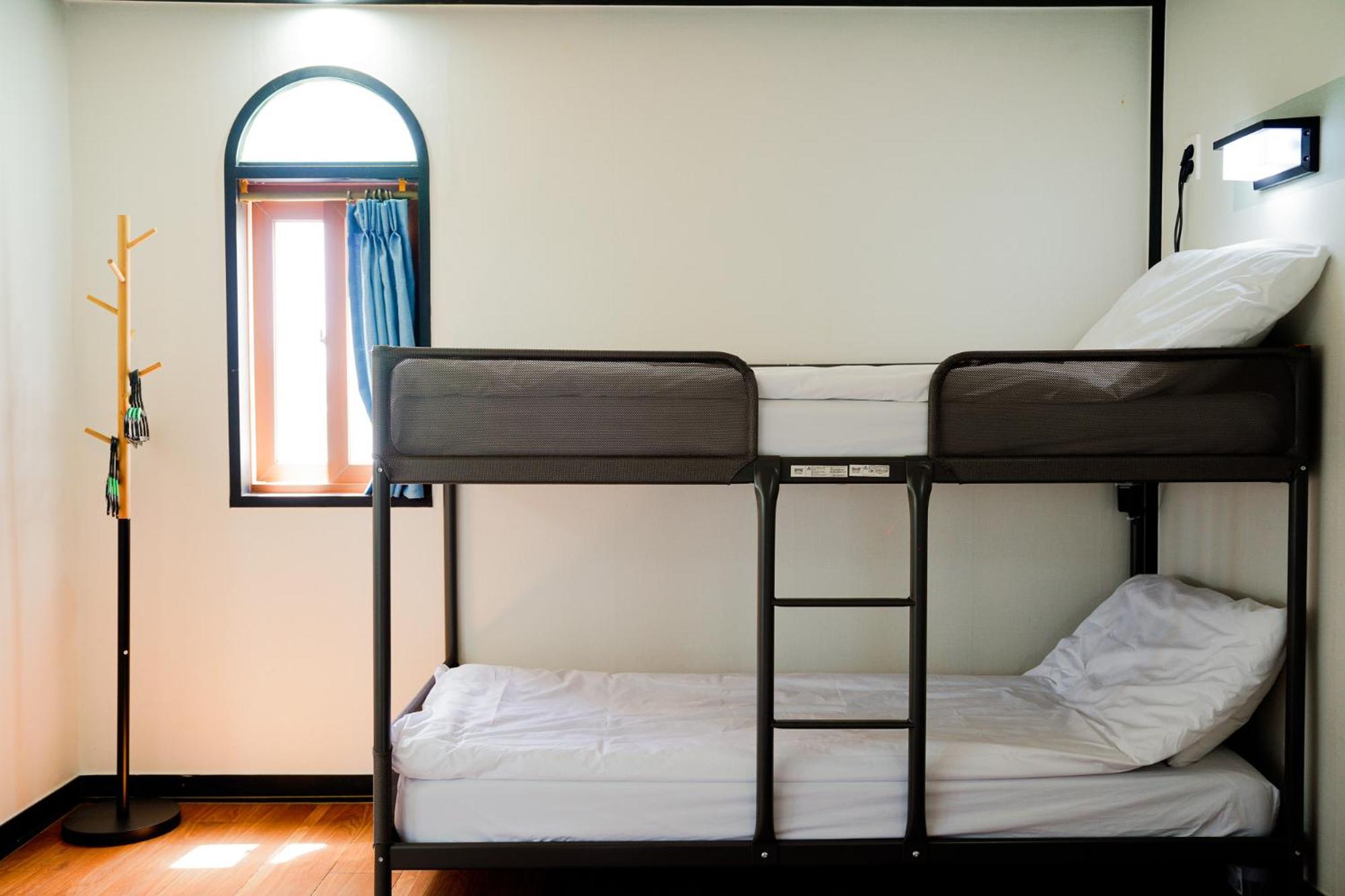 Ttottot Jeju Backpackers Hostel Szogüpho Kültér fotó