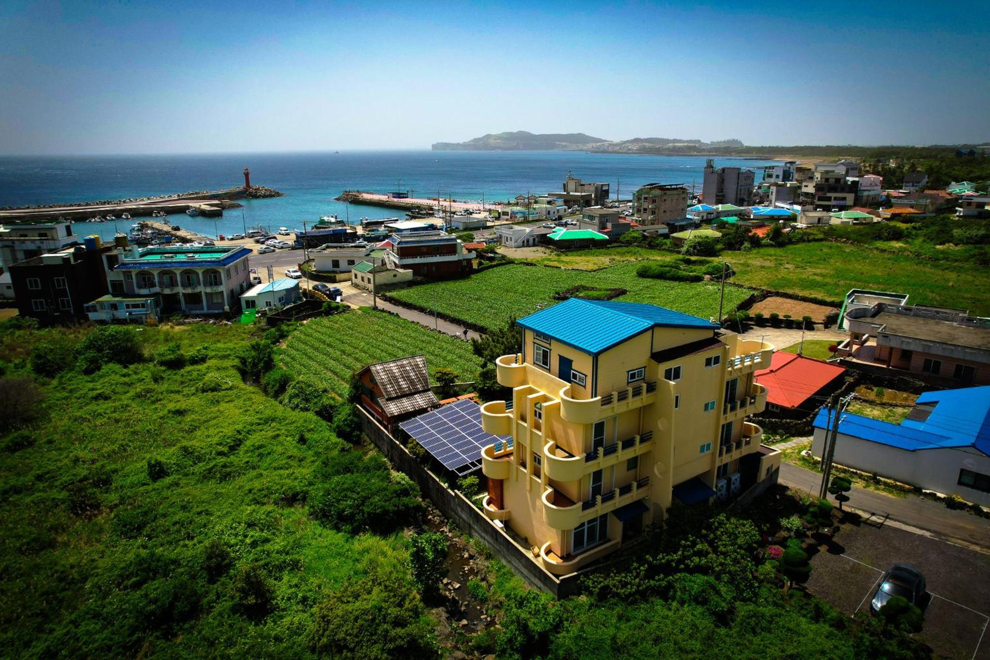 Ttottot Jeju Backpackers Hostel Szogüpho Kültér fotó